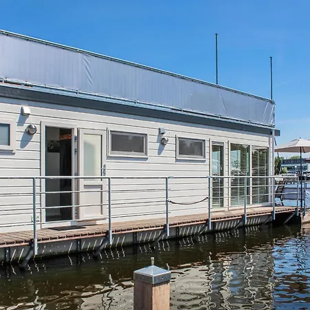 Dazur Botel Aalsmeer